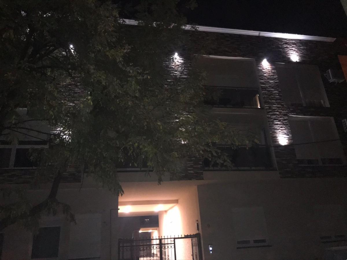 Apartman Santorini 노비사드 외부 사진